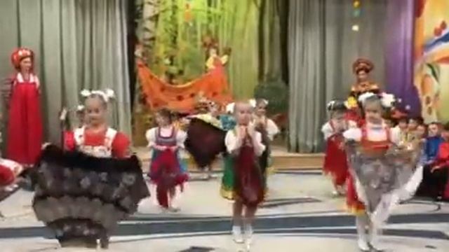 Танец с платками. смотреть онлайн