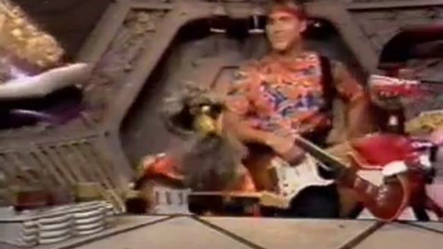 MST3K: Crow's guitar solo смотреть онлайн