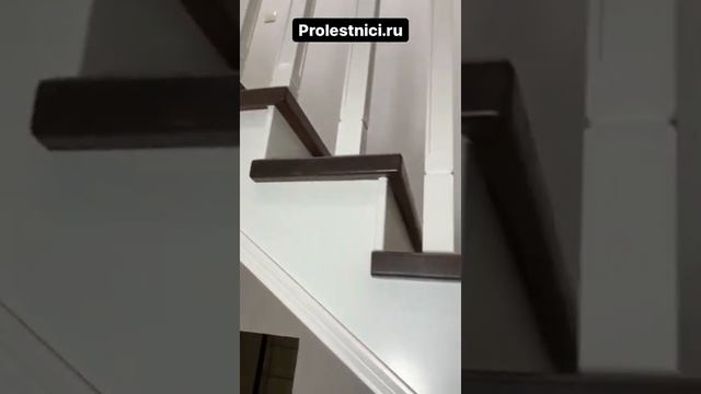 лестница из ясеня с подлестничным пространством смотреть онлайн