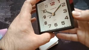 Настольные часы Тройка с будильником. Расспаковка и краткий обзор.