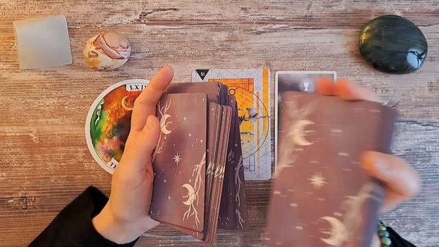 What's Hidden In Your Subconscious? Embrace or Release It? - Pick-A-Card смотреть онлайн
