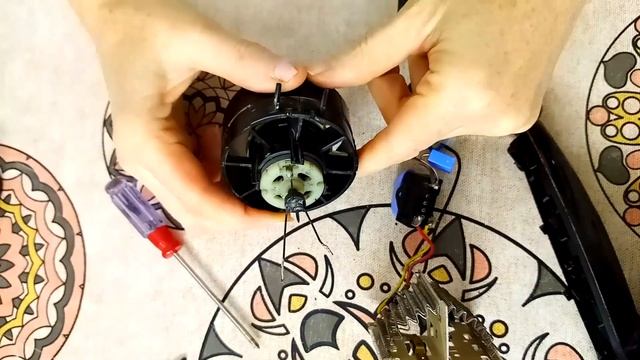 Никогда не выбрасывайте неисправный фен. смотреть онлайн