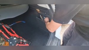 Форд Фокус 3 замена лампочки стоп сигнала . Ford Focus 3 в Израиле . Пробег 202000