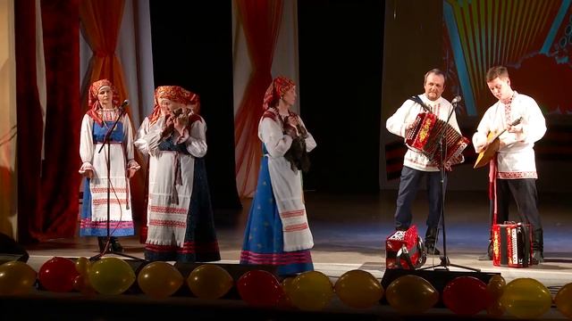 Песня-частушка -"Я любила сокола" (русские народные страдания) смотреть онлайн