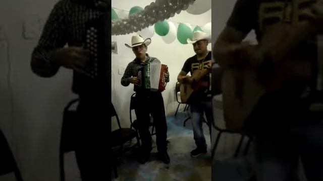 El Jerry Colombia a ora Jerry del norte en un palomazo смотреть онлайн