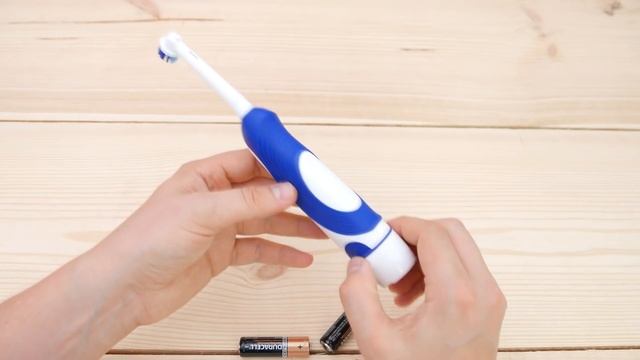 Oral-B Advance Power Battery Powered Electric Toothbrush Unboxing смотреть онлайн