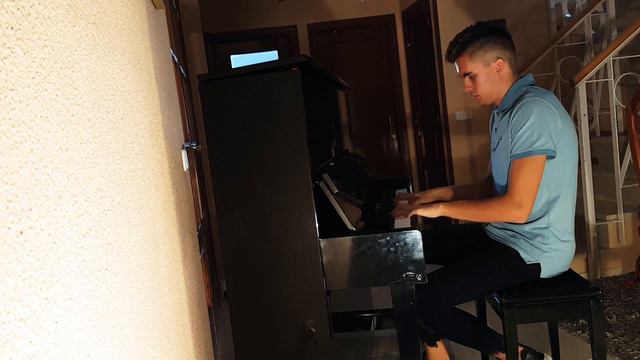 TITANIC (con piano kawai) смотреть онлайн