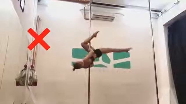 Техника выполнения смены ног со сменой бока из виса на ближней ноге смотреть онлайн