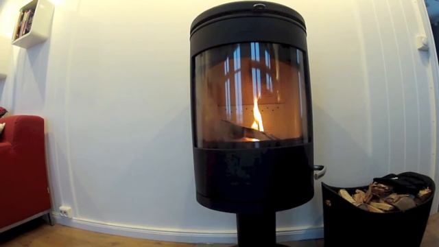 Первый розжиг печи-камина Морсо 7648 смотреть онлайн
