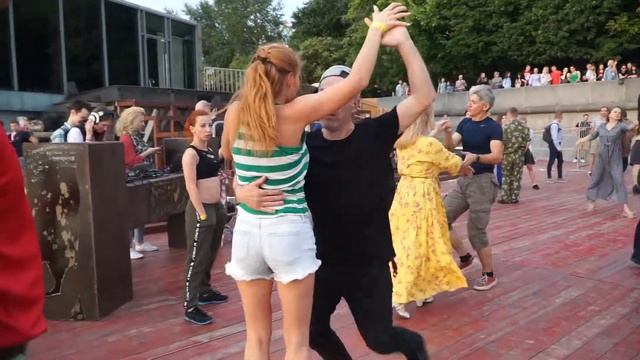 МАМА смотреть онлайн