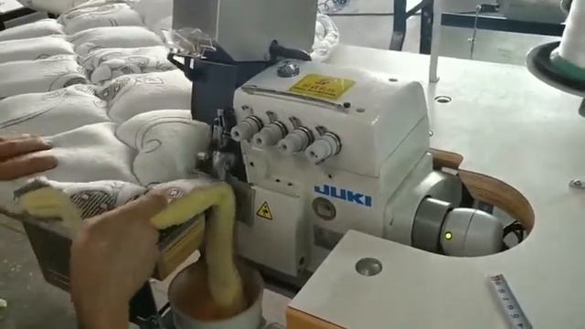 FG-JI-007 Оверлог для производства матрасов. Сверхтяжелые ткани. смотреть онлайн