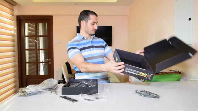 ASUS SABERTOOTH X99, USB3.1