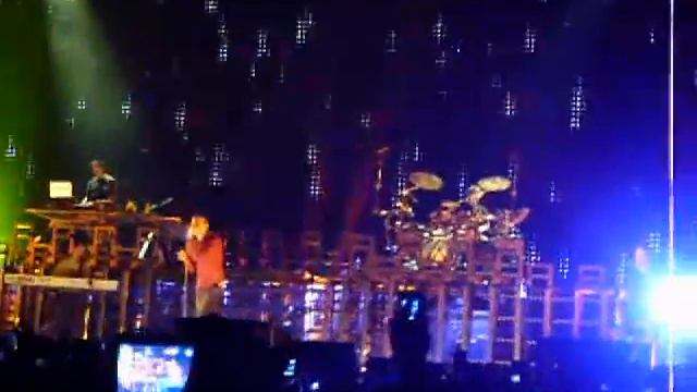 In Pieces Live In Singapore @ 13/11/2007 смотреть онлайн