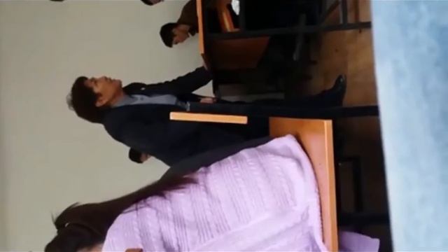 Преподаватель отругала студентов за то, что они не сделали домашнее задание смотреть онлайн