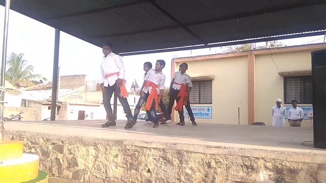 A.V.N.B school dance desh bhakati git 5 boys смотреть онлайн