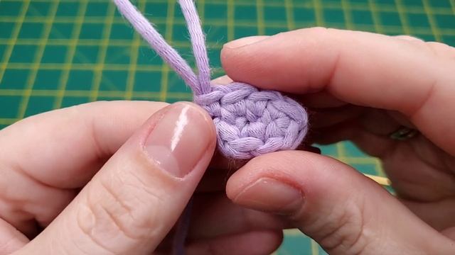 Красивый овал крючком // первый ряд без дырочек // 12.2020