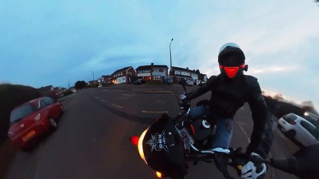 I TRIED A 360 CAMERA FOR MOTORBIKES смотреть онлайн