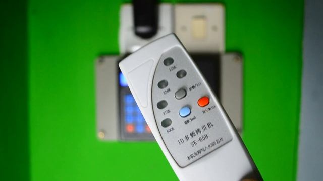 RFID / access Card duplicator / copier EM4100 125kHz смотреть онлайн