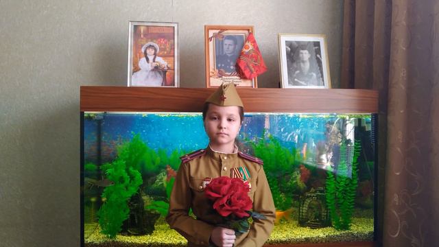 "9 Мая" муз. Н Анисимова слова. Ю Герасимова исполняет Дарья Шинкорец. смотреть онлайн