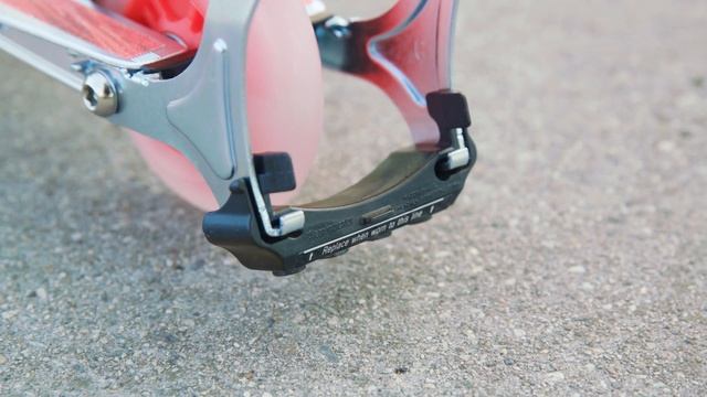 Razor Spark Ultra Kick Scooter Ride Video смотреть онлайн