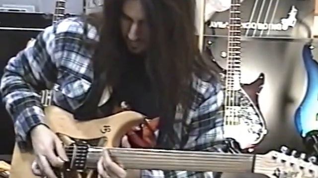 Ron "Bumblefoot" Thal at NAMM '98 смотреть онлайн