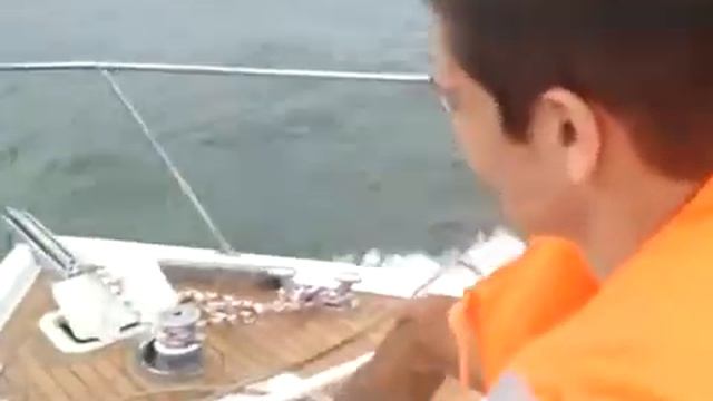 Первый выход в море на яхте "Фантом" смотреть онлайн