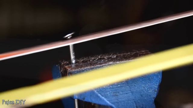 DIY Slingshot - Nail Slingshot And Wood