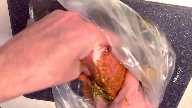 Буженина. Нежная и сочная свинина в духовке. смотреть онлайн