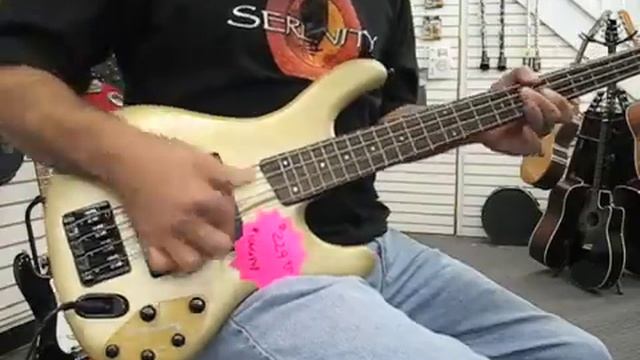 Ibanez Ergodyne EDB600 Bass смотреть онлайн