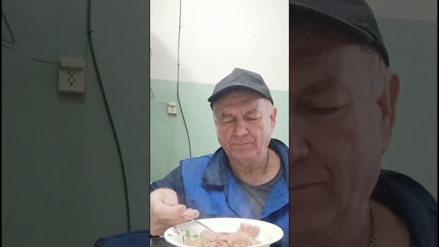 На перекус рулька копчения бескостная. смотреть онлайн