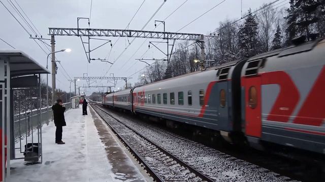 13-й скорый под тягой ЧС2Т-1059 следует с Мги смотреть онлайн