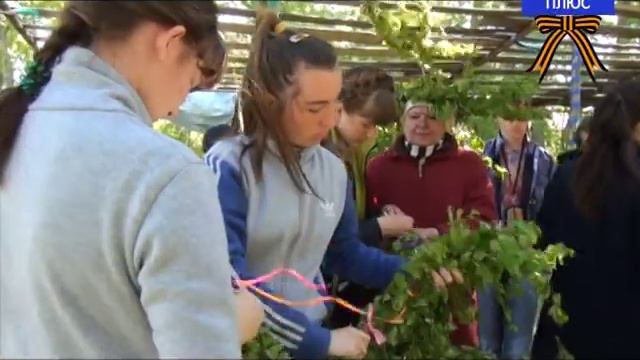 В михайловских степях зацвел пион уклоняющийся смотреть онлайн