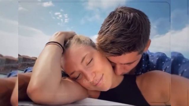 Who are the Girlfriends of Famous Football Players? - Cristiano Ronaldo, Lionel Messi смотреть онлайн