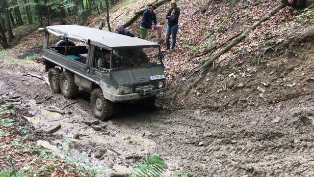 Puch G vs Pinzgauer 6x6 смотреть онлайн