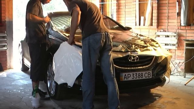 Hyundai Sonata оклейка прозрачной защитной плёнкой .mp4 смотреть онлайн