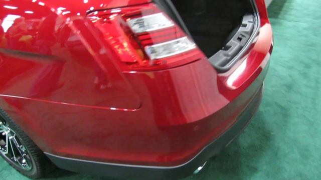 2013 Ford Taurus SHO AWD 3.5 At 2013 Toledo Auto Show смотреть онлайн