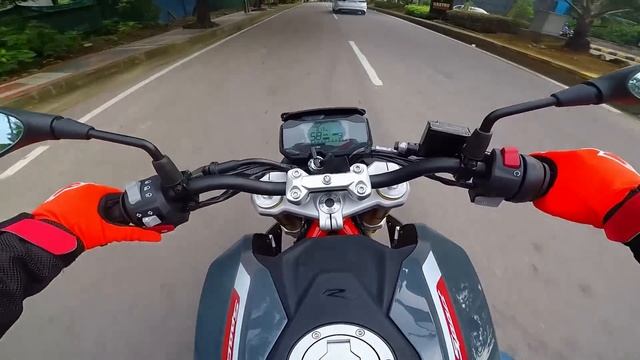 BMW G310R BS6 vs Duke 390 BS6 Which One to Buy Detailed Comparo #Bikes@Dinos смотреть онлайн
