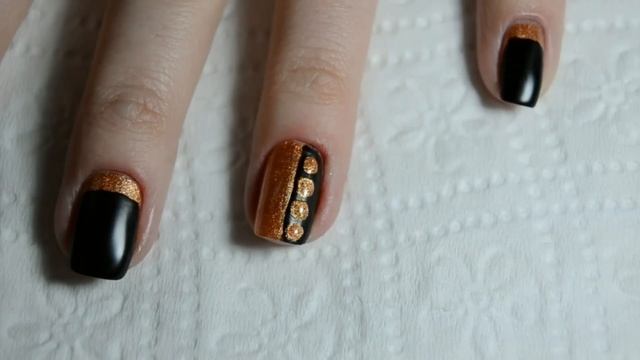 Matte Ruffian Manicure Nail Art Tutorial / Золотой Матовый Ruffian Маникюр смотреть онлайн