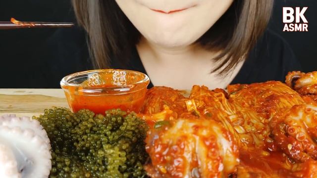 ASMR *소스 레시피* 매콤한 주꾸미, 팽이버섯, 바다포도 먹방 MUKBANG смотреть онлайн