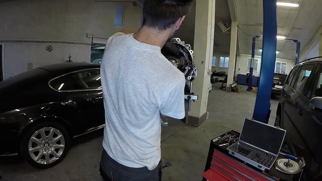 Volkswagen Touran | Clutch & Mechatronics Replacement DSG DQ250 | Das Auto Service