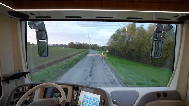 Порше 911 Внутри АВТОДОМА за 2,000,000$ с Гаражом - Обзор смотреть онлайн