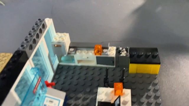 LEGO Jurassic World Lab Moc смотреть онлайн