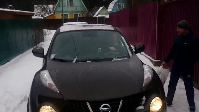 Прикол с Nissan Juke 2WD на даче у Васяна в д.Шаликово, 02.04.2015 смотреть онлайн