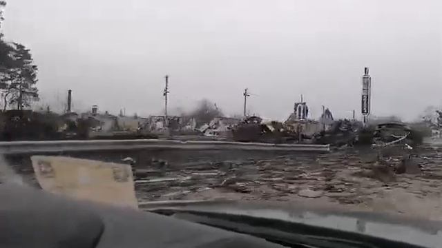 😠Так сейчас выглядит въезд в Макаровский район Киевской области, в котором побывал "русский мир" смотреть онлайн