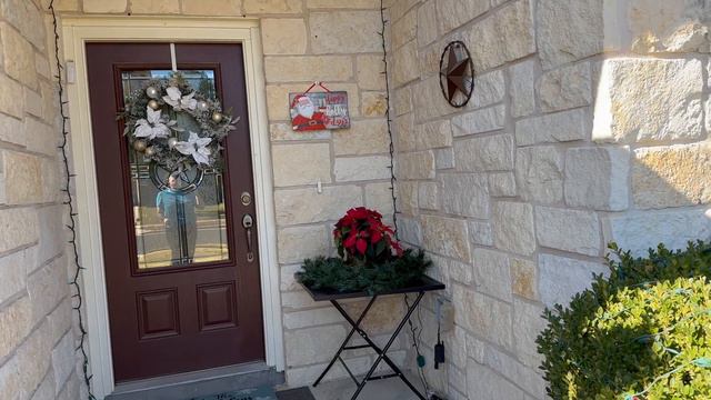 Украсили дом к Рождеству и Новому году. смотреть онлайн