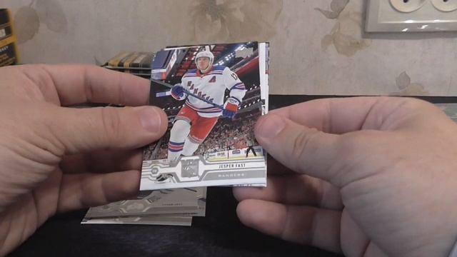 201920 Upper Deck Series 1 Hockey 24 Pack Box смотреть онлайн