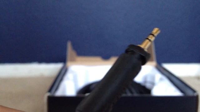 Shure SRH440 Unboxing смотреть онлайн
