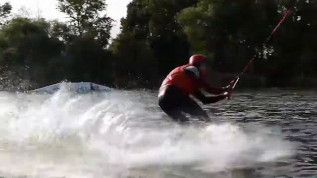 Wakeboarding: Как сделать Хинтербергер (Hinterberger) на лебедке смотреть онлайн
