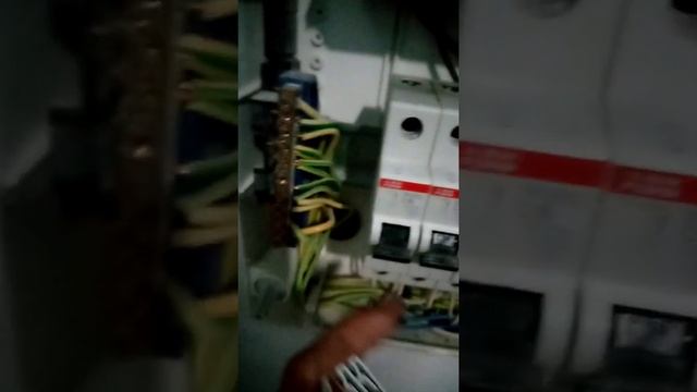 Проблемы в электро щите и как нельзя делать смотреть онлайн
