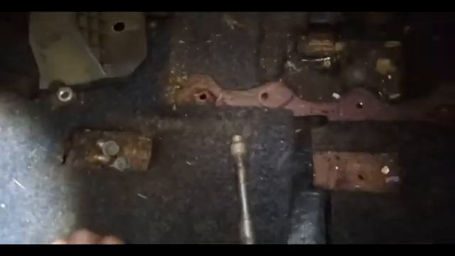 Fiat Multipla. Нашёл КЛАД ! Открутил водительское и среднее сидение... смотреть онлайн